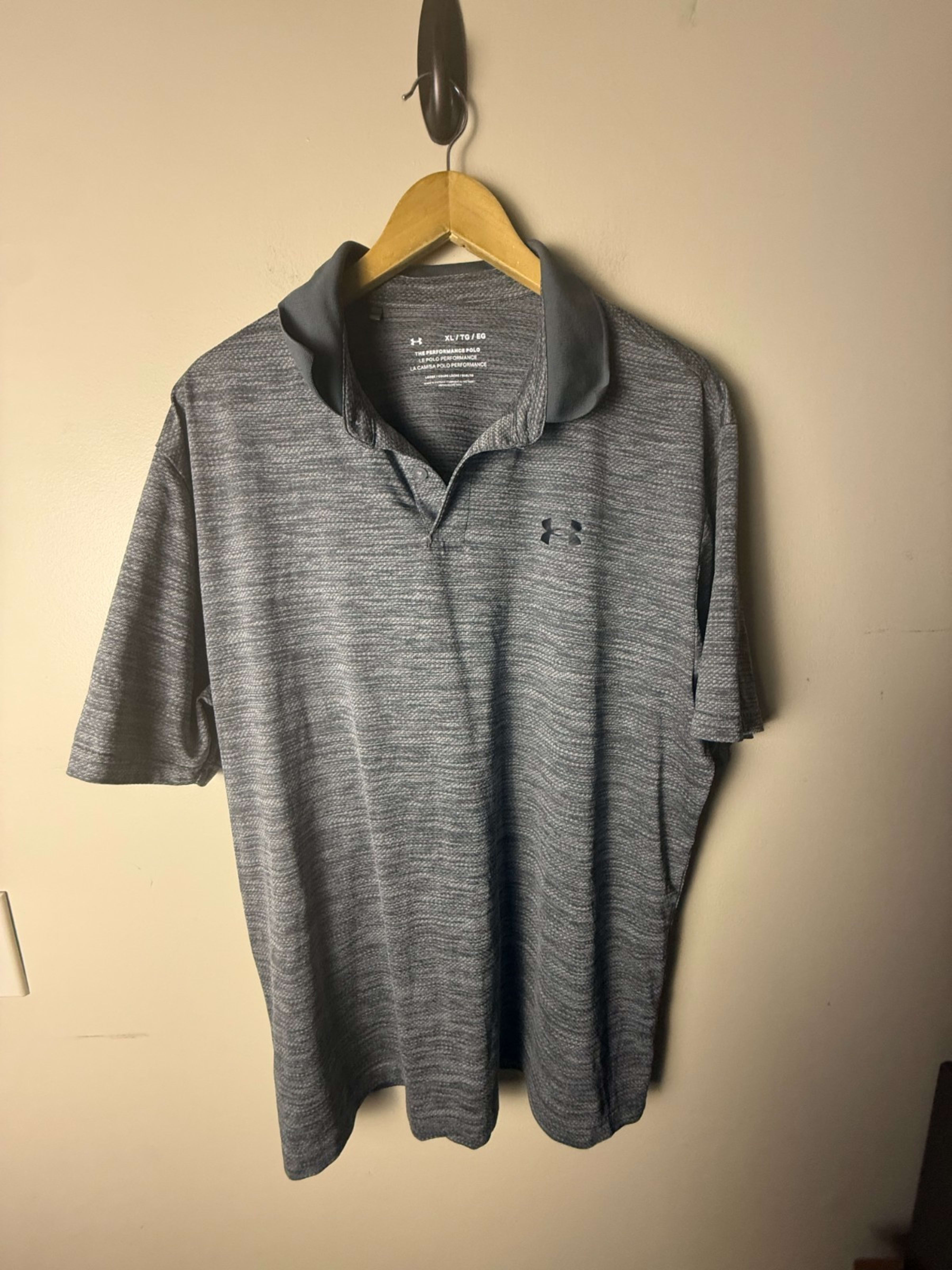 Under Armour Performance Polo Men's XL Gray Heathered S/S Loose Button Logo