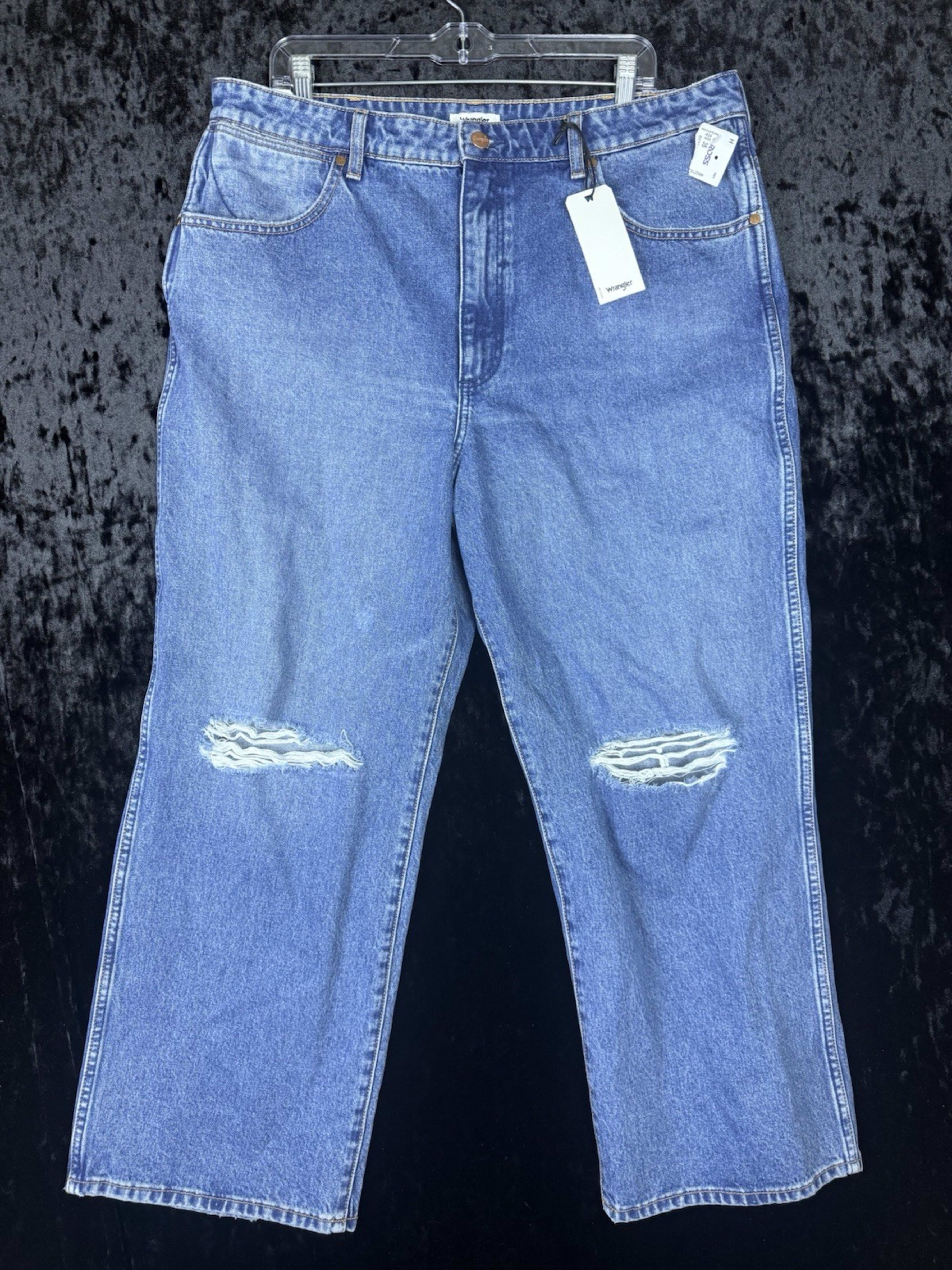 Wrangler Mom Straight High Rise Blue Jeans Womens 35x28 Denim Distressed NWT
