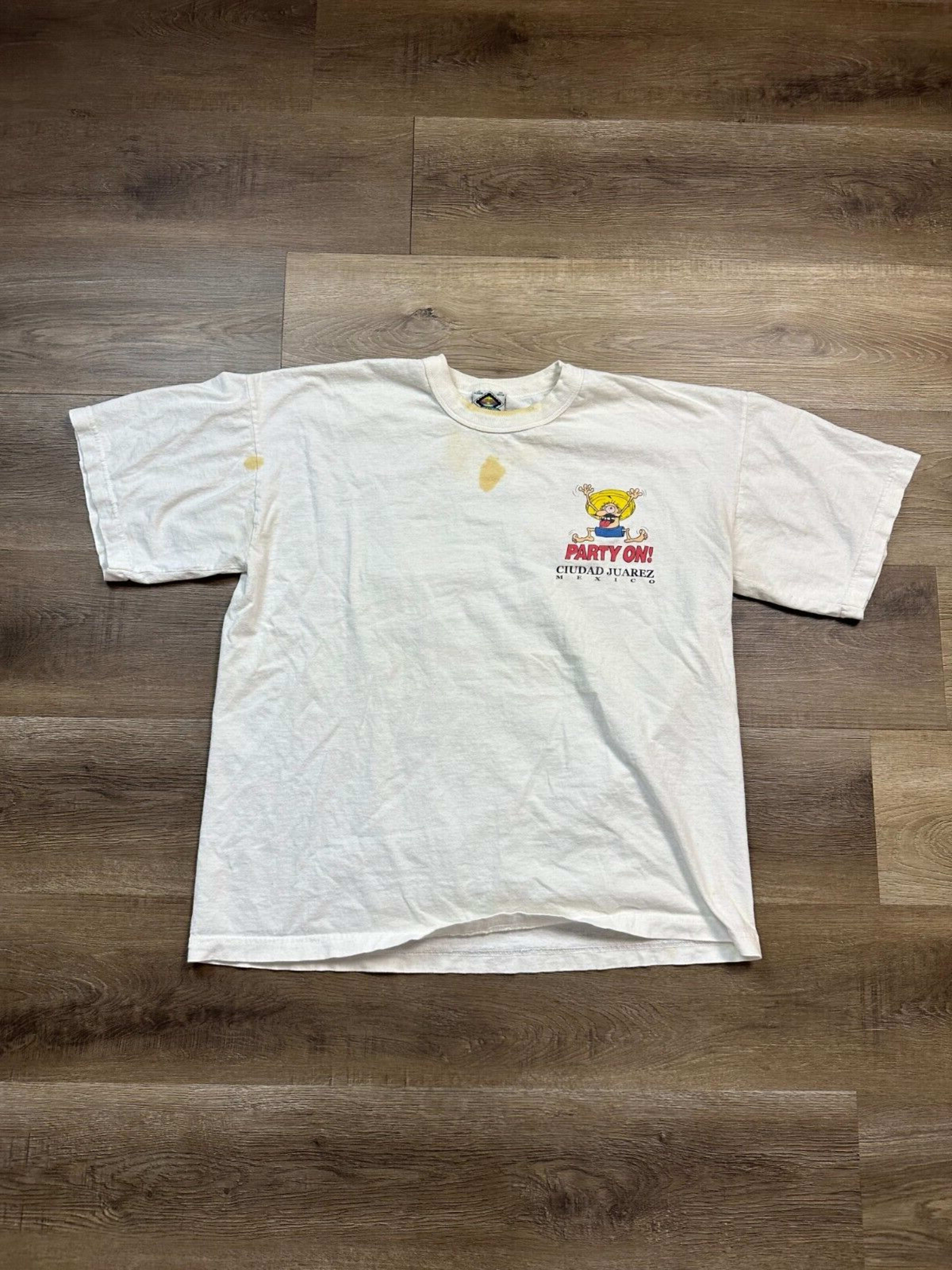 Playa's Club Short Sleeve T-Shirt Men's L White Graphic Print Logo Casual