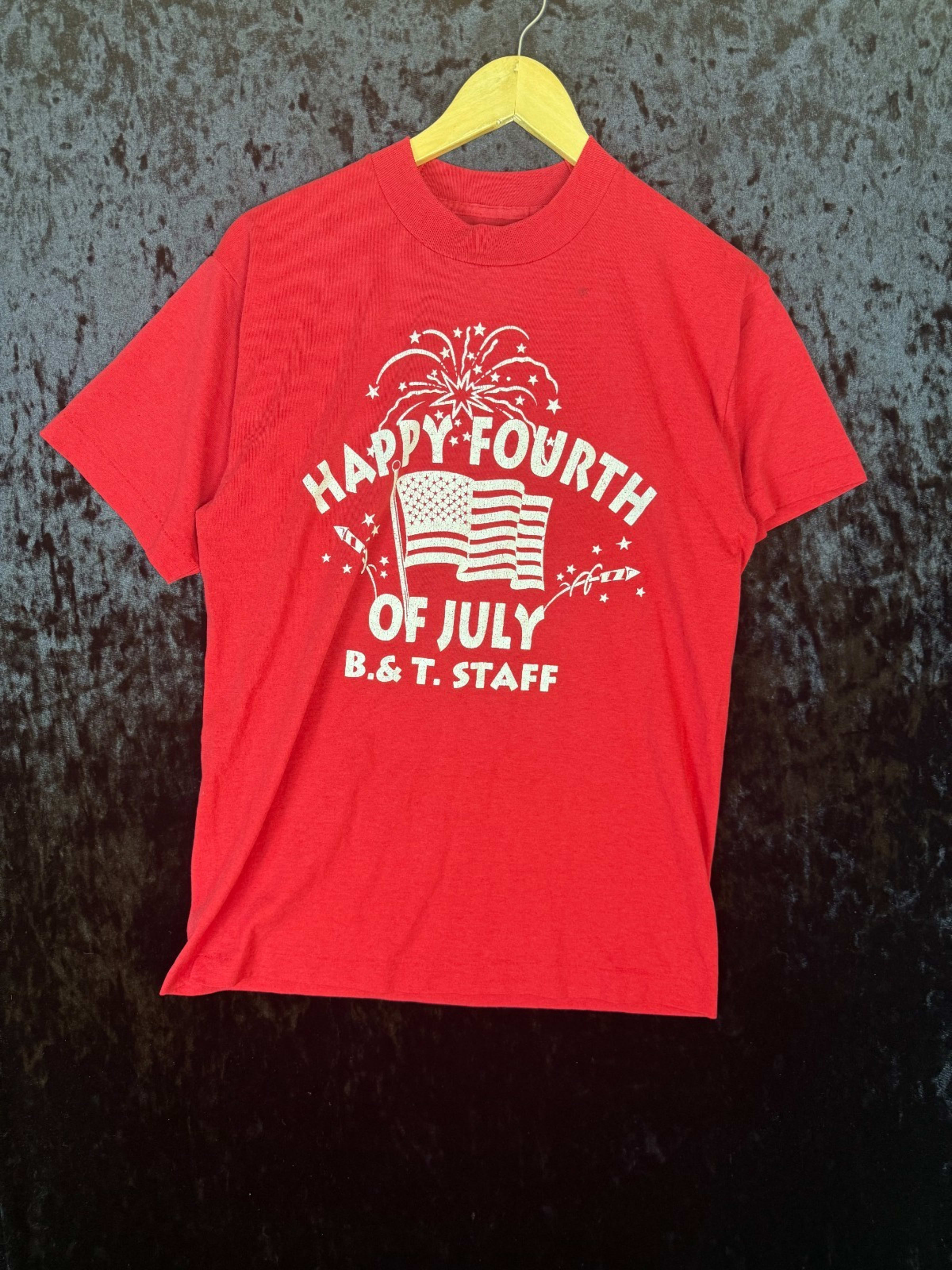 Vintage Happy Fourth Of July Short Sleeve T-Shirt Men's M Red Graphic Print