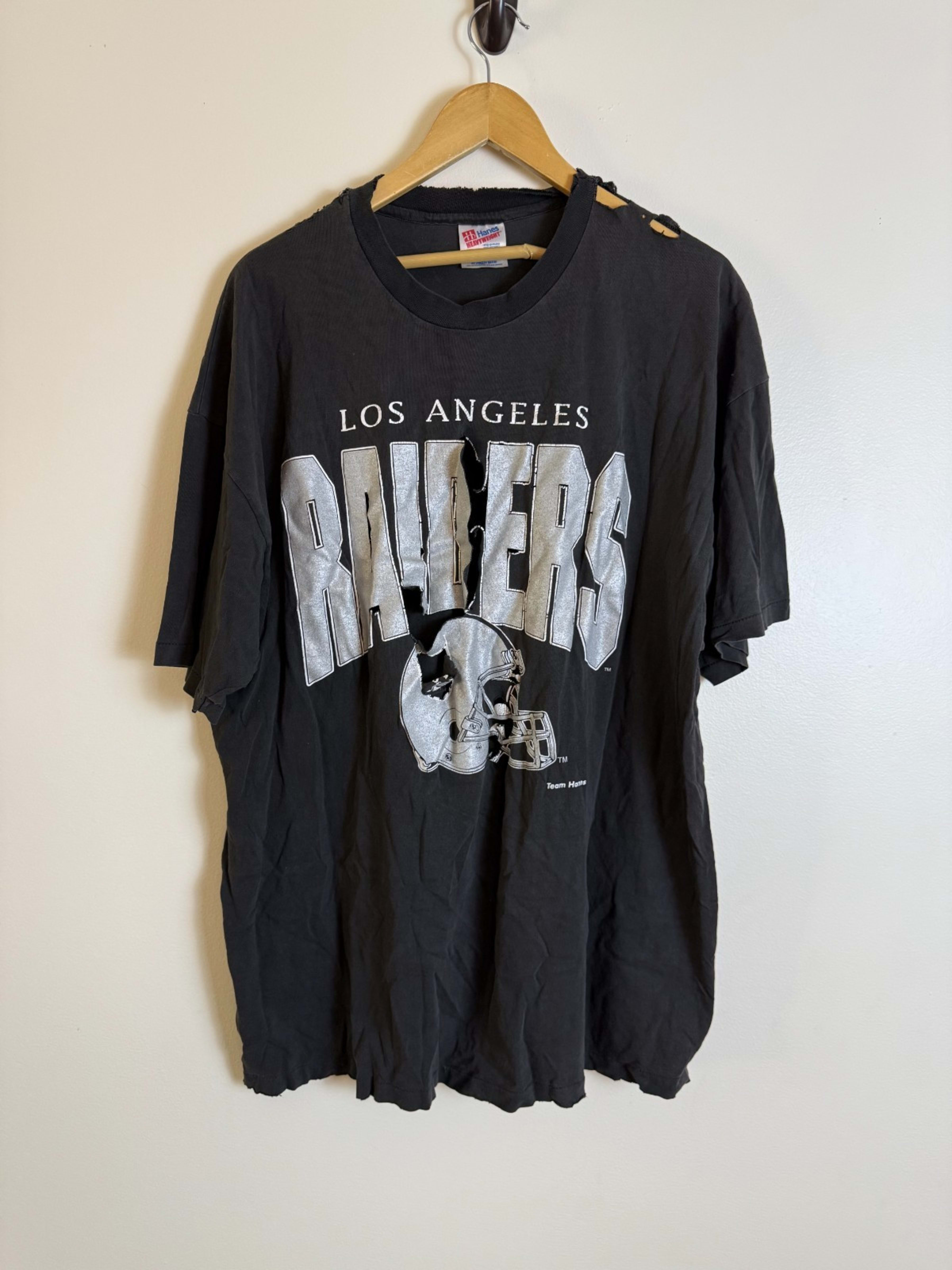 Vintage Hanes Black Los Angeles Raiders Helmet Graphic T Shirt Mens XL Black