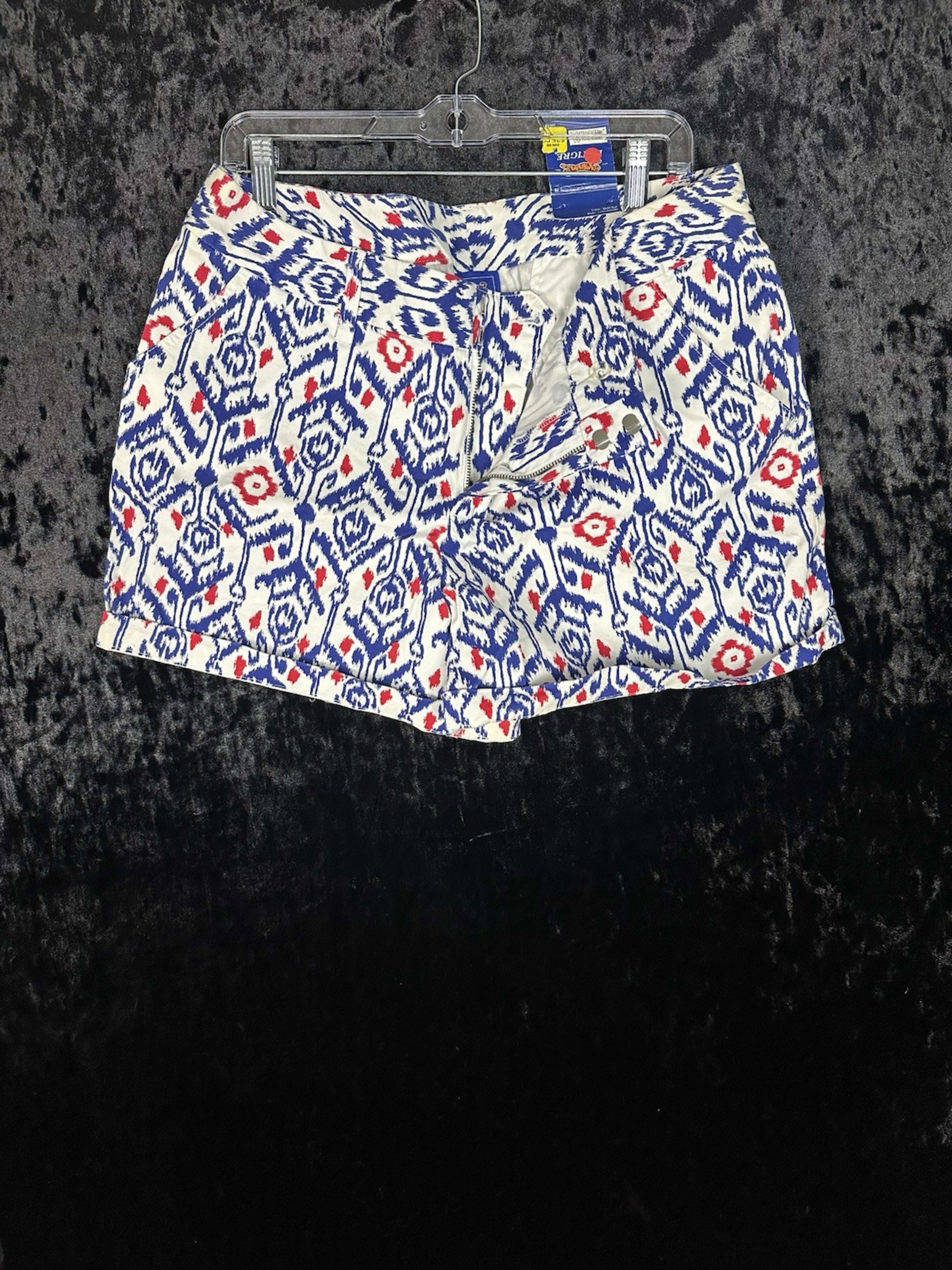 Le Tigre Shorts Womens 16 Chino Red White Blue Ikat Print Patriotic NWT MSRP$40