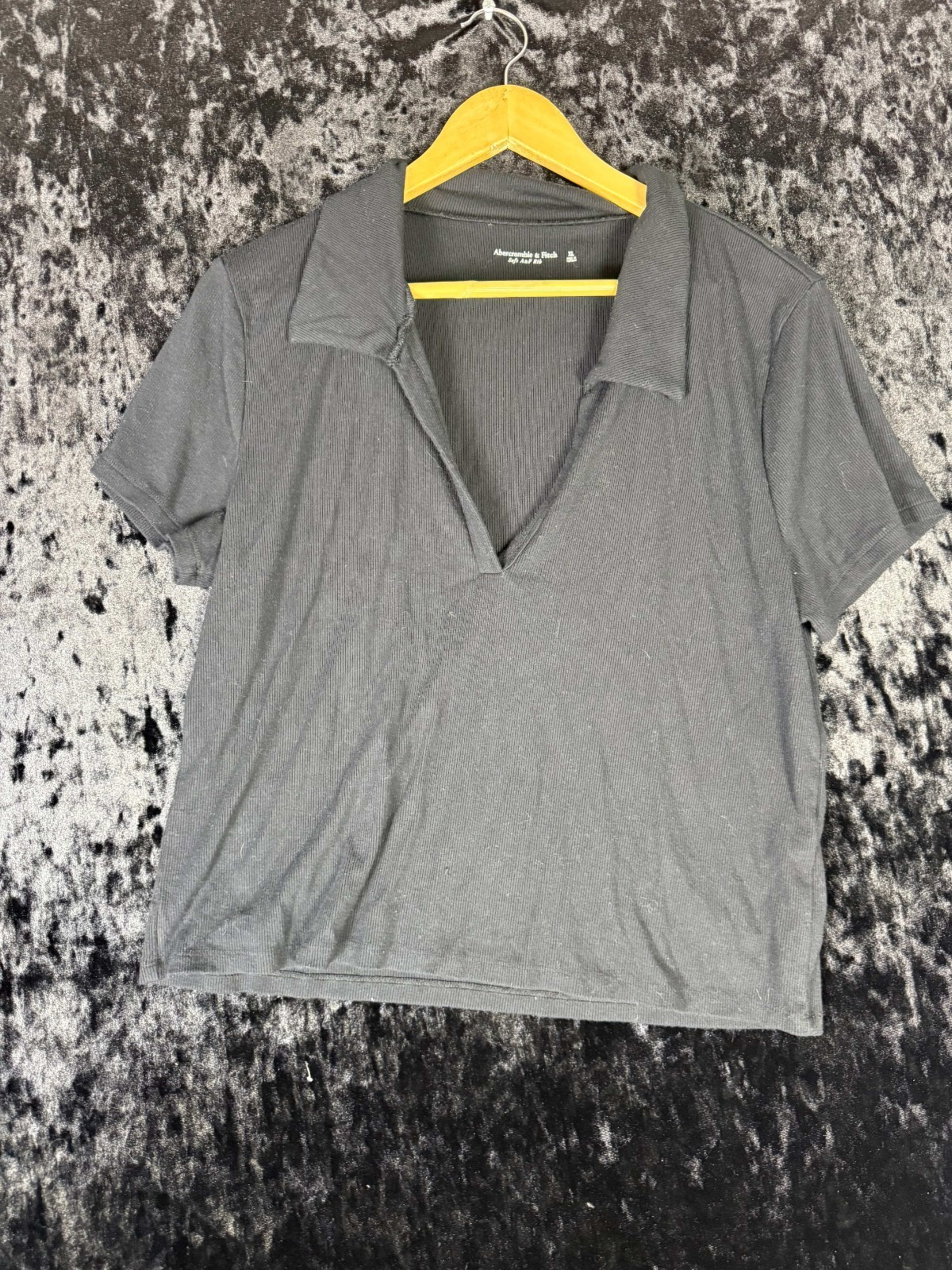 Abercrombie & Fitch Short Sleeve Women's XL Deep V-Neck Black Casual