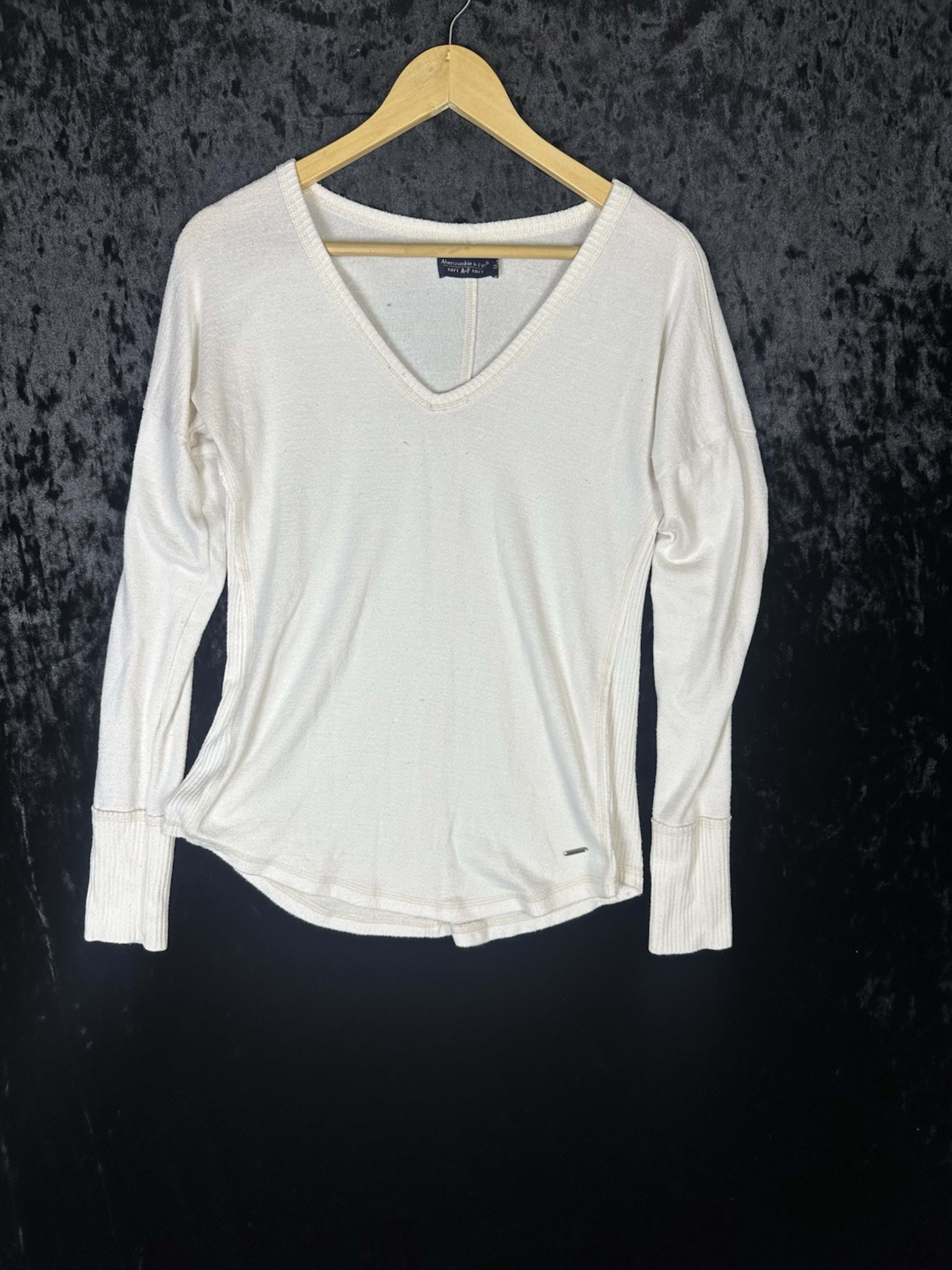 Abercrombie & Fitch Soft A&F Collection Sweater Women S White V Neck Comfortable
