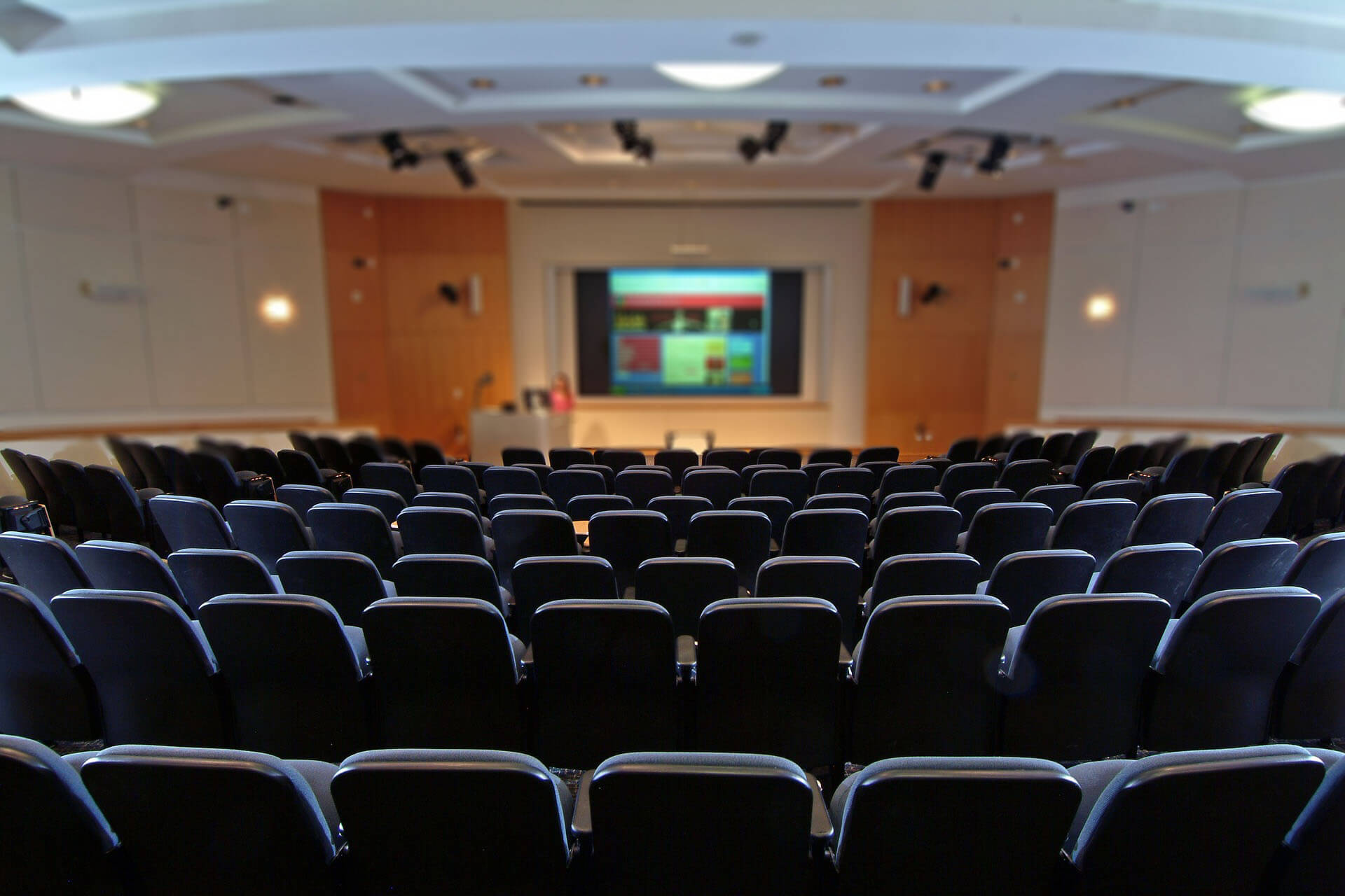 meeting-1423971_1920