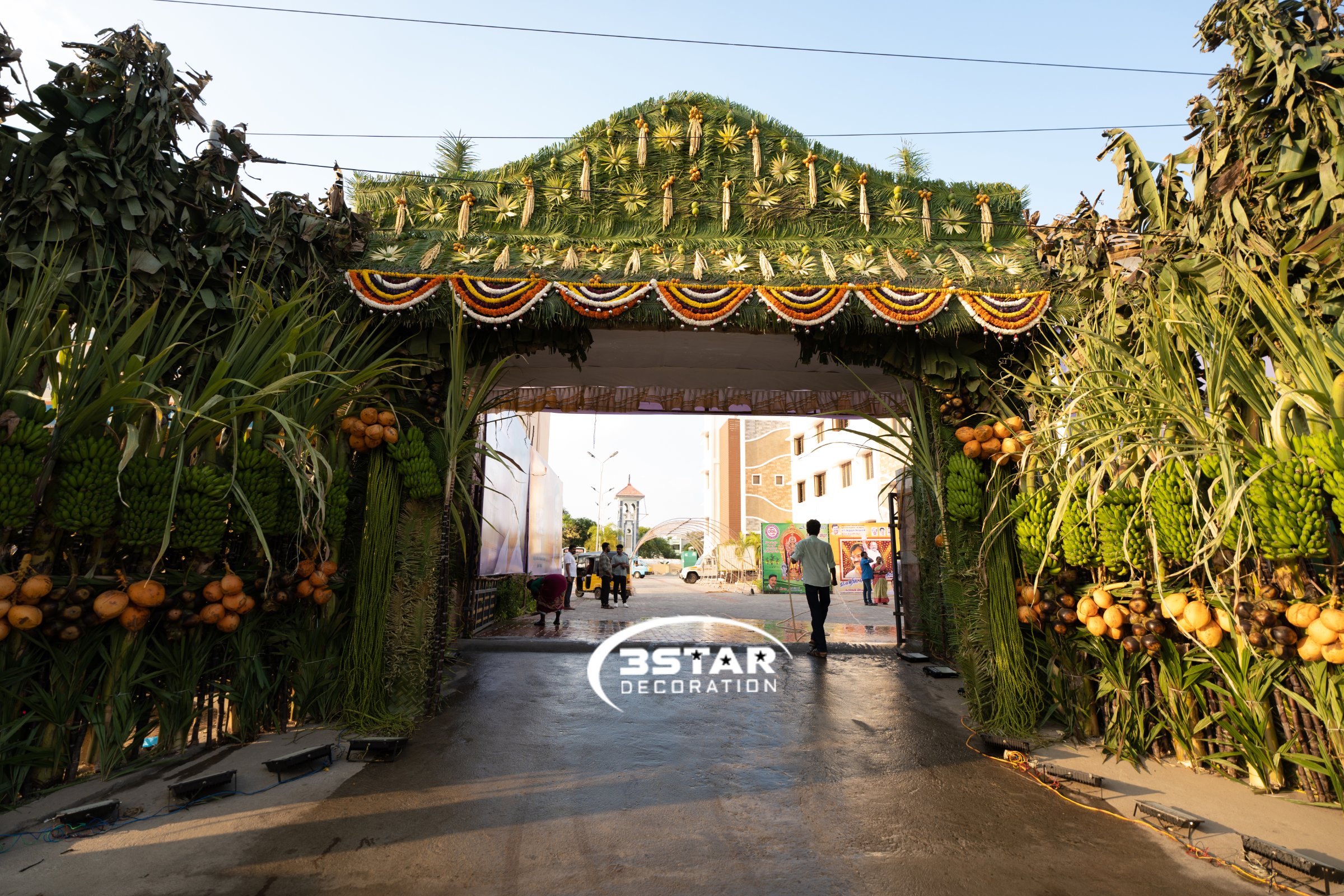 Entrance — R10(1)