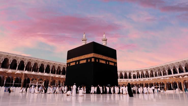 19 Days Semi Deluxe Umrah - Saudia - 21 Nov 2026
