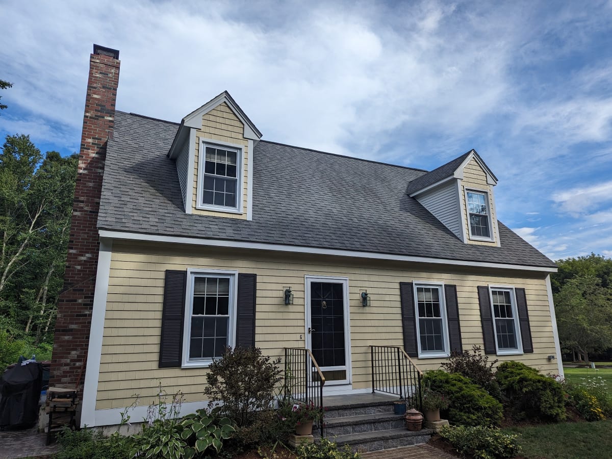 Painted exterior of a Cape Cod home in Essex, CT