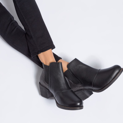 Lashoe Wundercurves