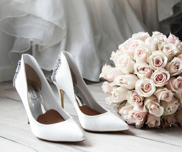 Wundercurves Brautschuhe