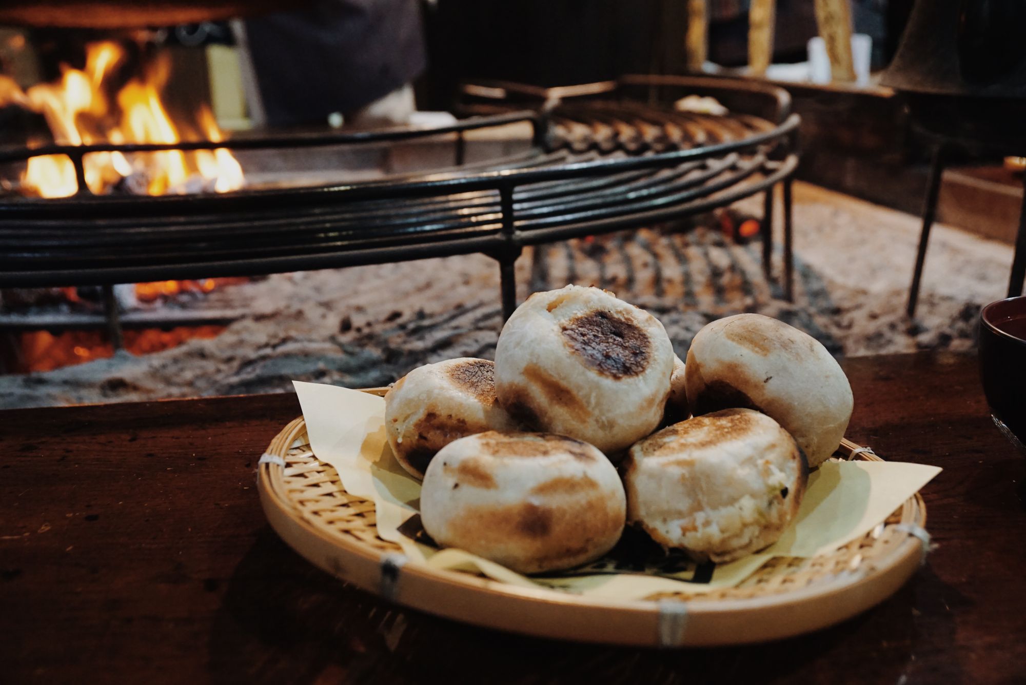 長野善光寺｜信州風圍爐烤餡餅 小川の庄大門店
