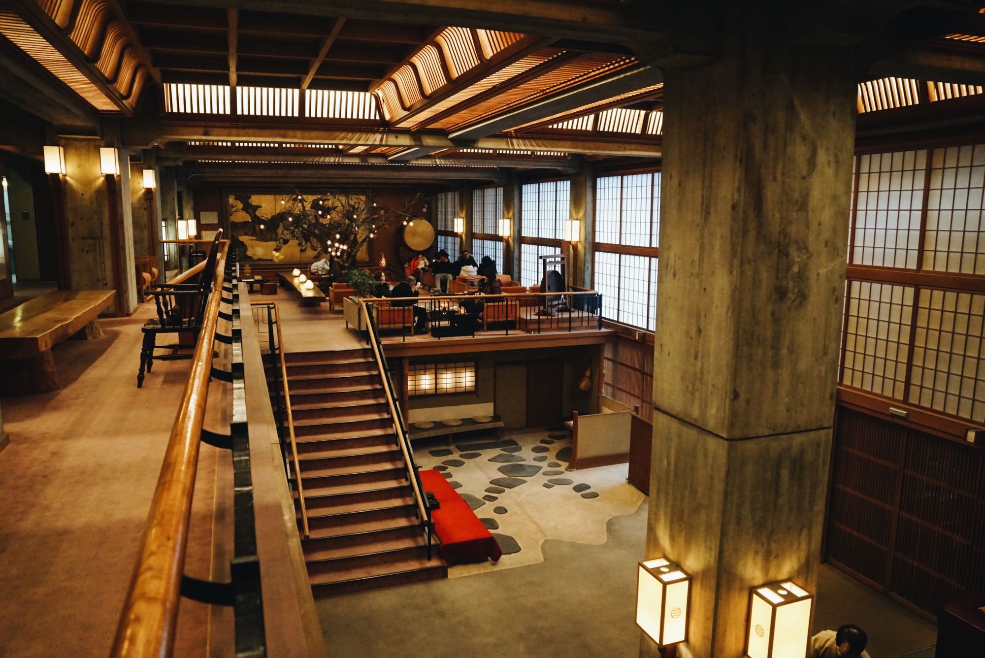 湯田中溫泉｜よろづや 本館