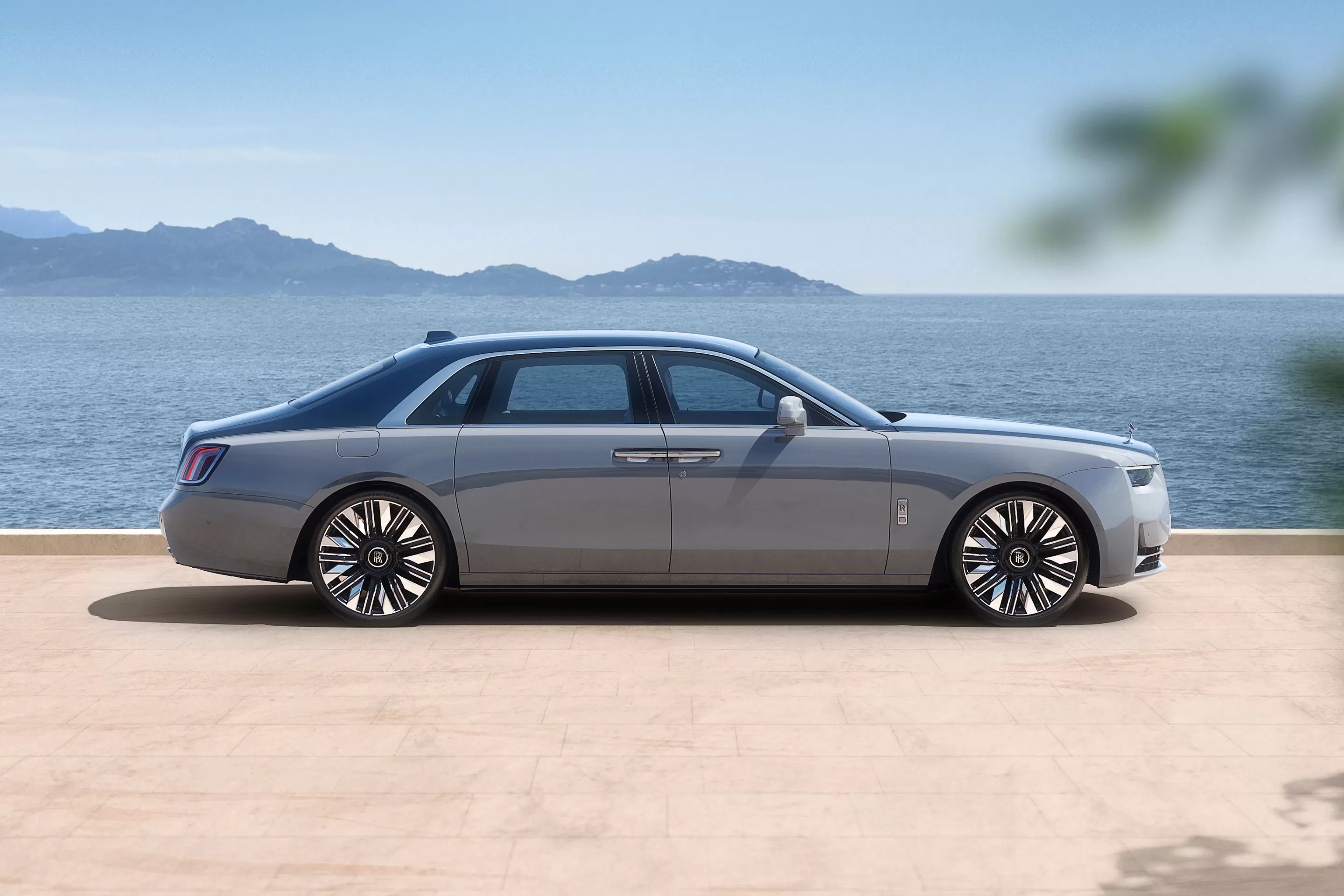 Rolls-Royce Ghost Extended