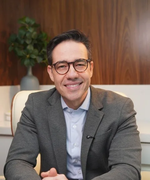 Dr. Rafael Balsalobre