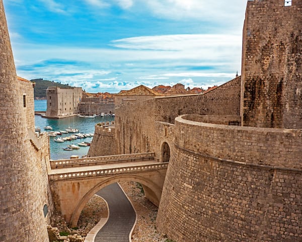Dubrovnik (F, L, M)