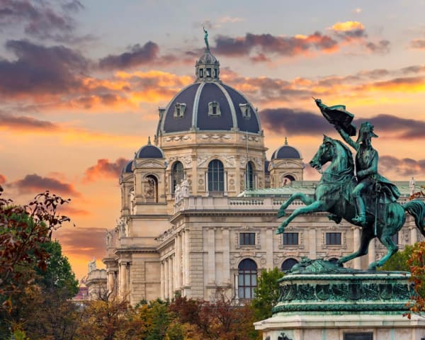 Avreise fra Oslo til Wien (M)