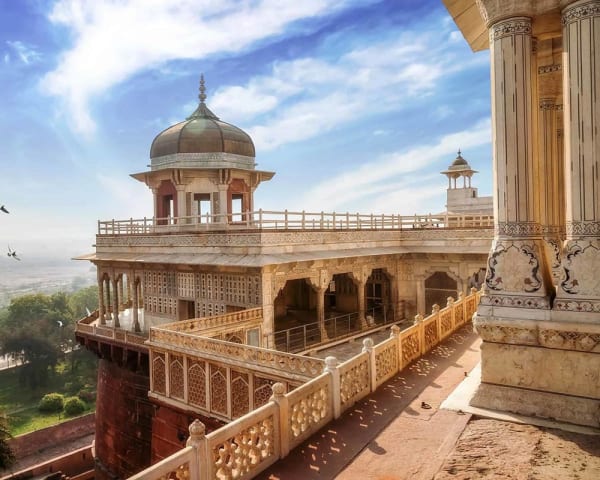 Delhi - Agra (F, L, M)