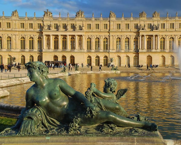 Versailles (F, L, M)