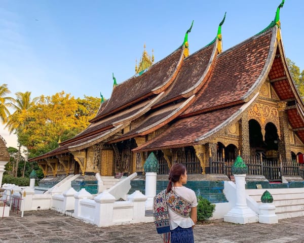 Luang Prabang, byvandring og tog til Vientiane (F, L, M)