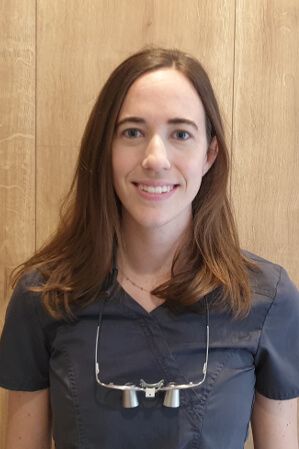 Miembro de clínica dental Belen Larruscain