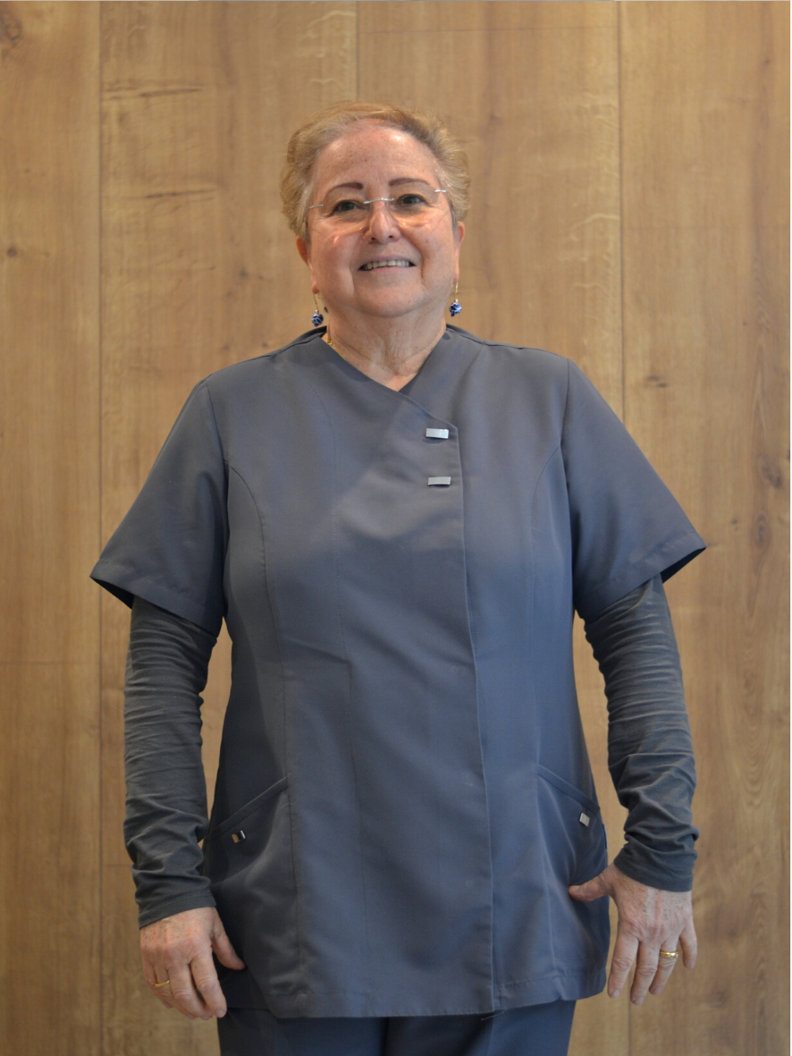 Miembro de clínica dental Gina D' Suze