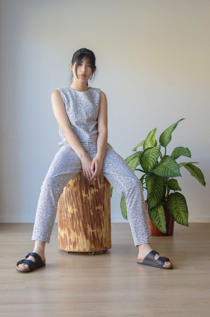 Cropped Graphic Trousers