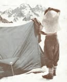 1953: To the top of Mt. Everest with Hillary and Tenzing - international recognition of the thermal string vest