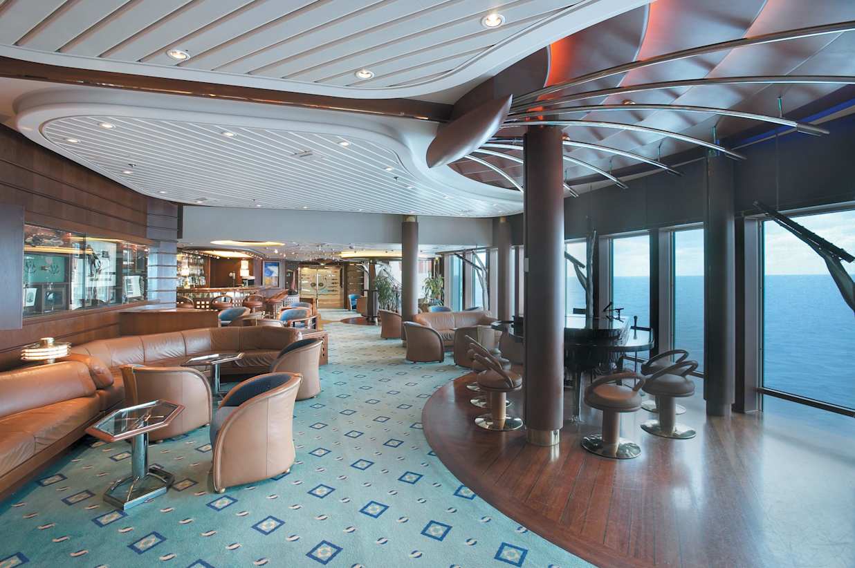 Vision of the Seas Schooner Bar