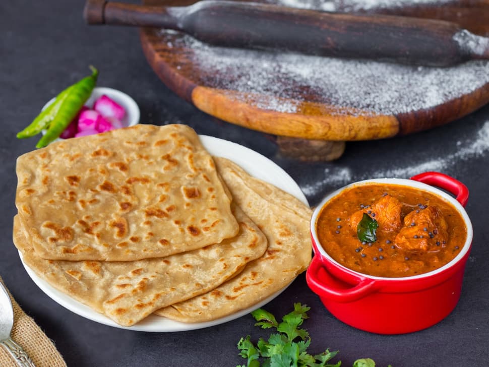 Chicken Chettinad & Tawa Paranthas Meal