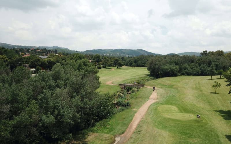 SOUTH DOWNS GOLF COURSE: 2 Ball Deal for just R369!