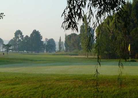 SOUTH DOWNS GOLF COURSE: 4 Ball Deal for just R719,99!