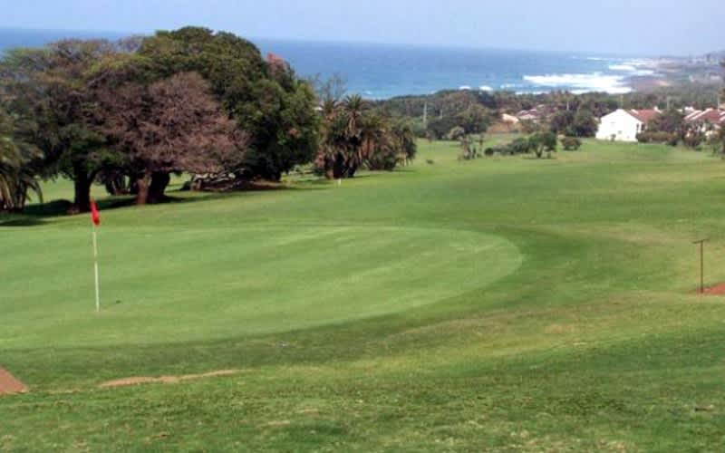 SCOTTBURGH GOLF CLUB: 4-Ball Deal + Carts + Breakfast for only - R1039,99