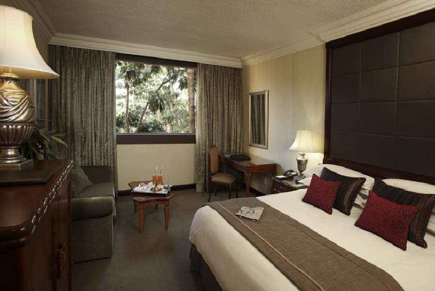 Sun City Cascades: 2 Night Stay for TWO + 2-Ball at Lost City GC + 2-Ball at Gary Player CC + Breakfast + Access to Valley of the Waves