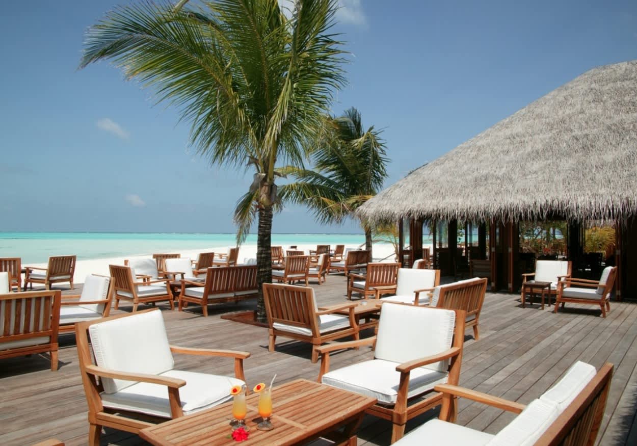  4* MEERU ISLAND RESORT Maldives, North Male Atoll: 7 Nights Stay & Breakfast, Lunch + Dinner & Flights from R37 630 pps!