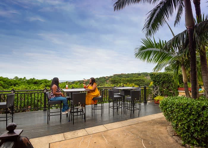 WINTER SPECIAL JUNE-AUG 24!  ZIMBALI LODGE, Ballito KZN - 1 Night Couple Stay + Breakfast from R2 849 per Night!  