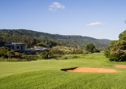 VICTORIA COUNTRY CLUB: 4-Ball Deal + Carts for just R1 869,99