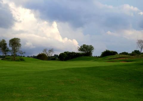 JACKAL CREEK GOLF ESTATE: 4-Ball deal &amp; Carts for just R1 949,99!