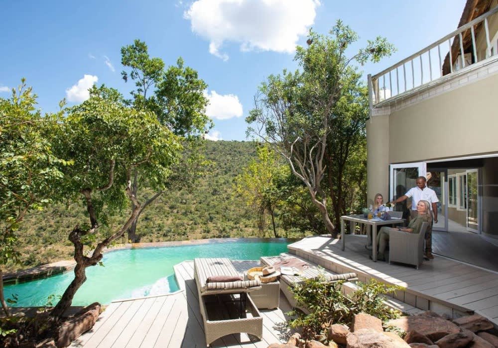 CLIFFTOP Exclusive Safari Hideaway, Welgevonden Private Game Reserve- 1 Night Luxury MIDWEEK Stay for 2 + 3 Meals + Selected Drinks + 2 Daily Safaris!