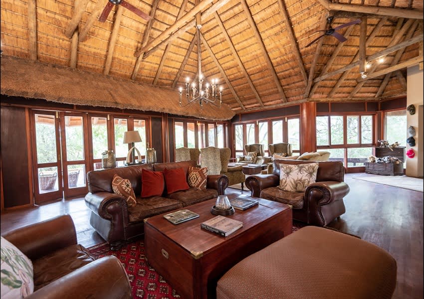 2024 SPECIAL OFFER: IMBALI Safari Lodge, Kruger National Park : 1 Night LUXURY Stay for 2 & 3 Meals + Drinks + 2 Safaris Daily!