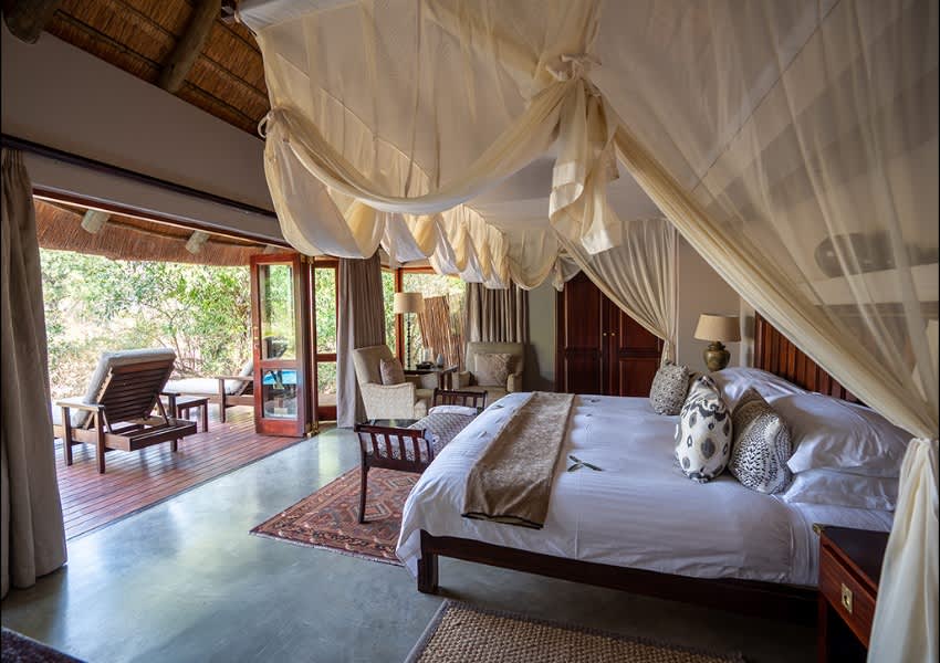 2024 SPECIAL OFFER: IMBALI Safari Lodge, Kruger National Park : 1 Night LUXURY Stay for 2 & 3 Meals + Drinks + 2 Safaris Daily!