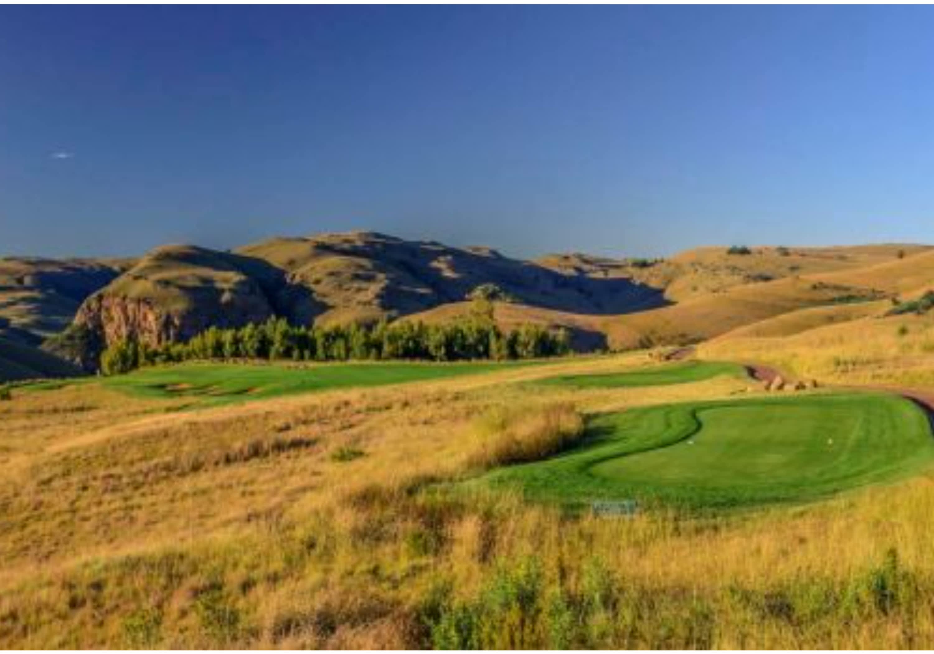 HIGHLAND GATE GOLF TOUR: 2 Nights Self-Catering Stay for 8 people + 2 Rounds each plus shared Carts & HWH! Midweek + Weekend Options Available!