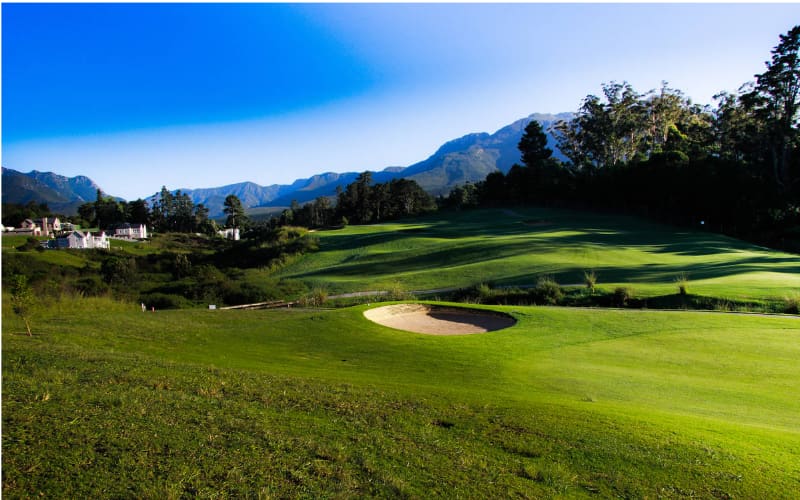 KINGSWOOD Golf Estate- 2-BALL + CART Special for only R1 349!