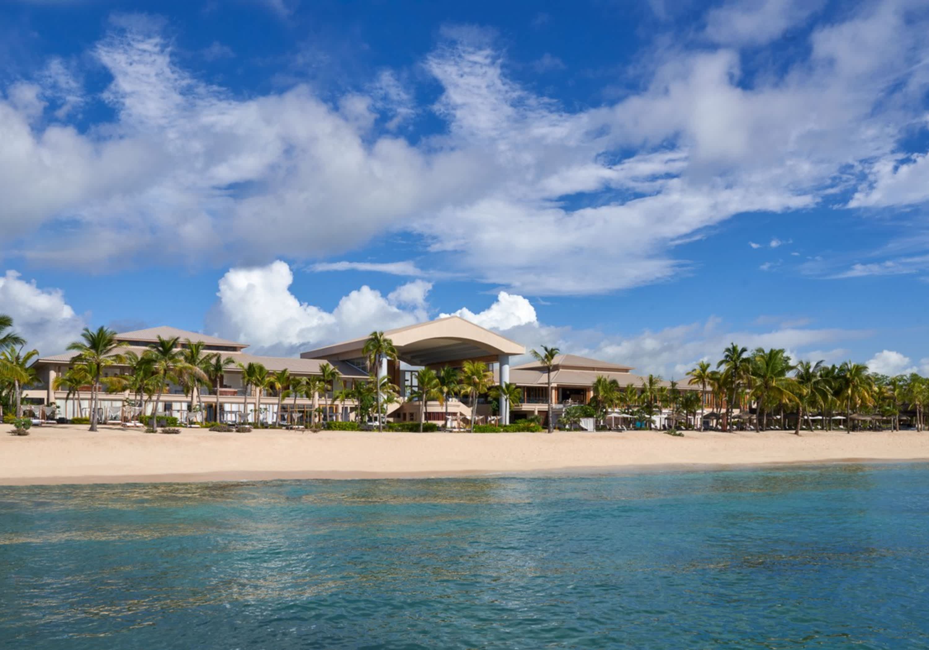 5* Le Meridien Ile Maurice, North West Coast Mauritius - 7 Nights LUXURY Stay + Breakfast & Dinner + Flights from R43 935 pps!