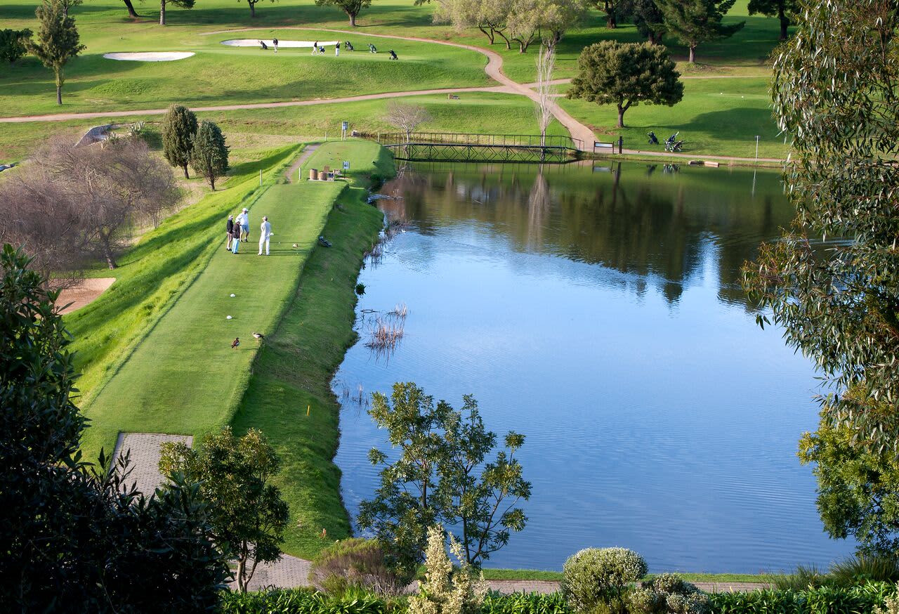 BELLVILLE GOLF CLUB: 2-Ball Deal for just R389,99!