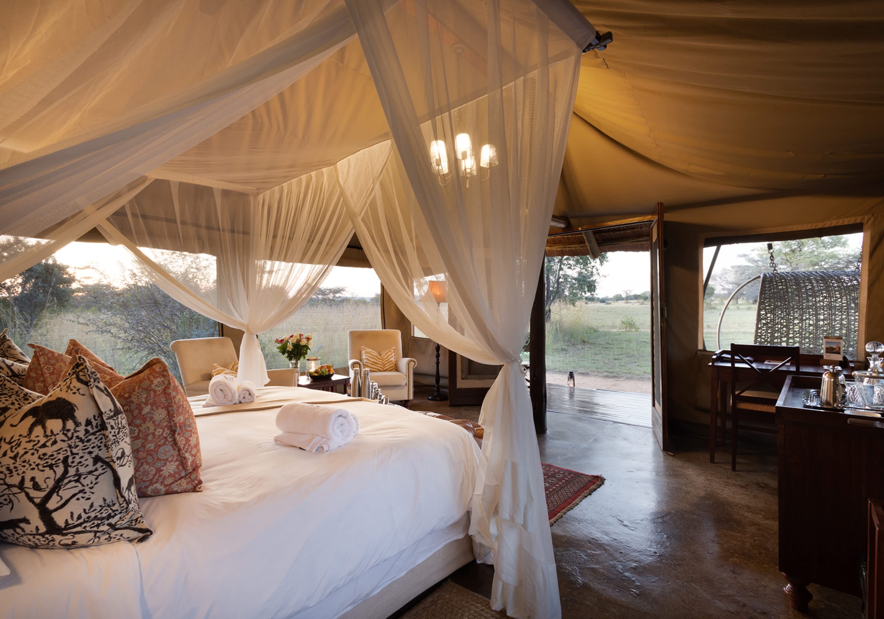 Safari Plains, Waterberg Region- LUXURY Midweek/ Weekend Stays Including 3 Meals + 2 Safaris Daily for 2!