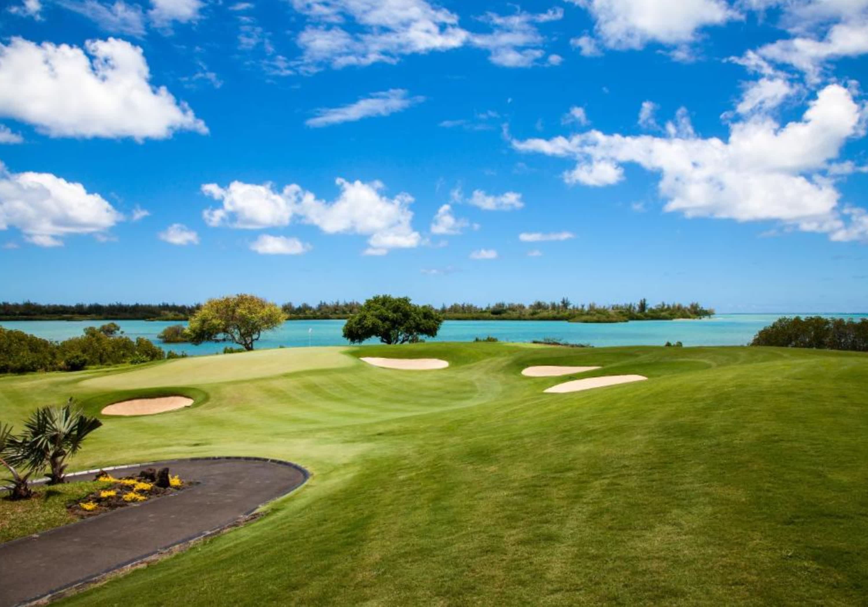 5* Anahita Golf &amp; Spa Resort, East Coast Mauritius: 7 Nights Luxury Stay + Breakfast + Dinner &amp; Flights &amp; Comp Green Fees from R48 300 pps!