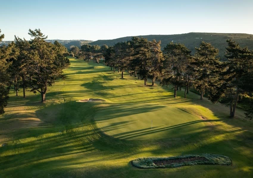 GOOSE VALLEY GOLF CLUB: 4-Ball PLUS CARTS SPECIAL - only R2 589!