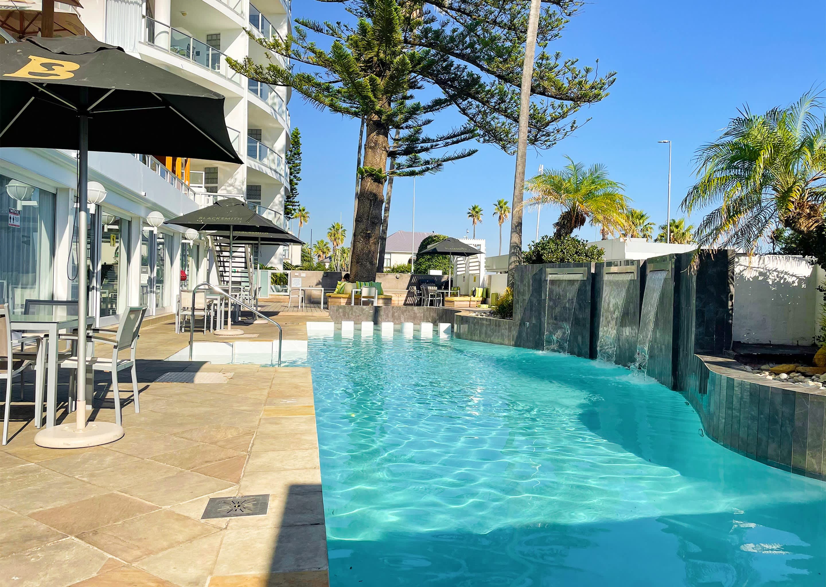 THE PENINSULA ALL - SUITE HOTEL, Sea Point - 1 Night Stay for 2 + Breakfast from R2 699 per night!