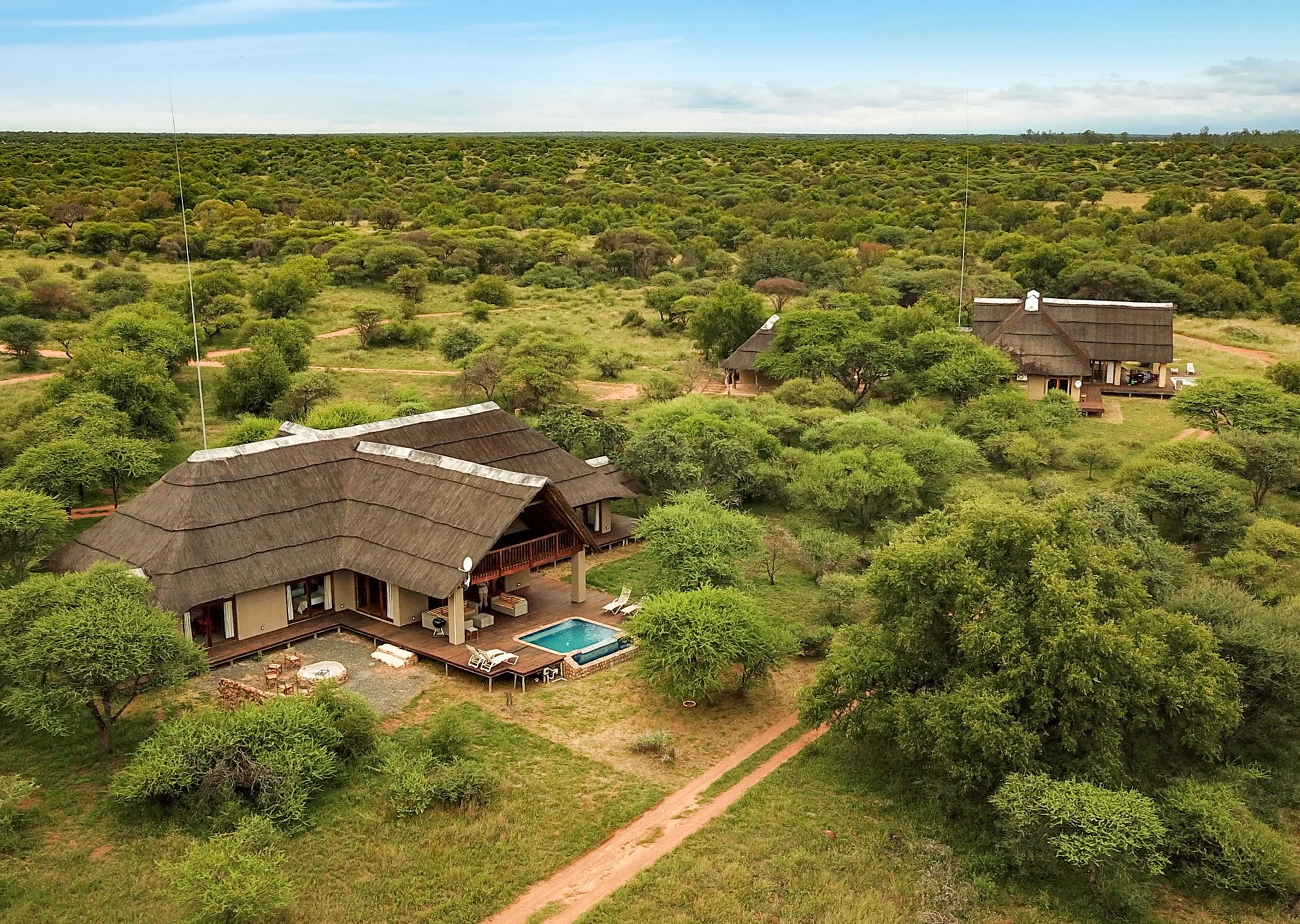 Finfoot Lake Reserve, Pilanesberg- Vaalkop Dam: 1 Night Couple or Family Stays Includes Breakfast & Dinner + 2 Activities!