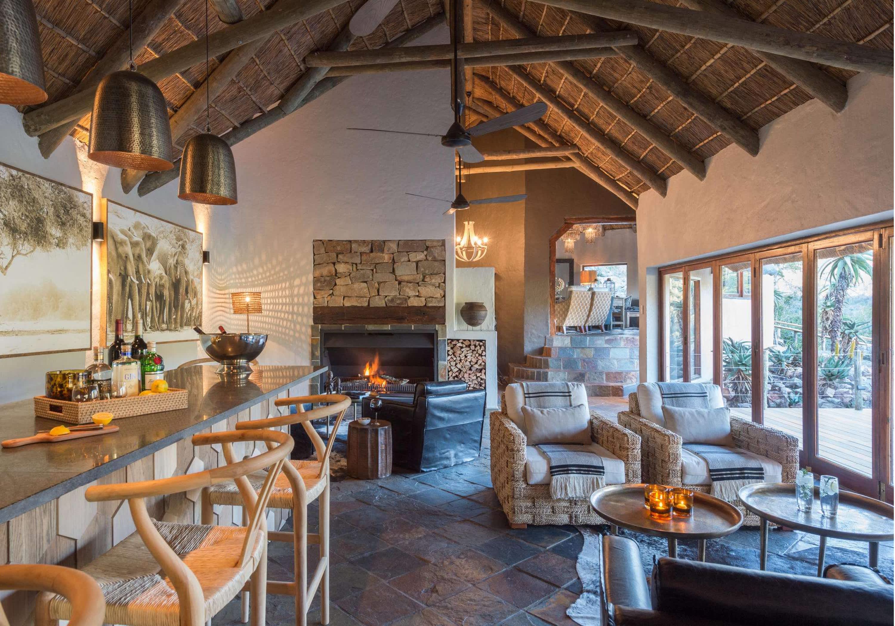 INZOLO LODGE, Lalibela Game Reserve, Grahamstown: 1 Night Luxury Stay for 2 Adults + All Meals + 2 Game Drives Daily + Local Drinks!